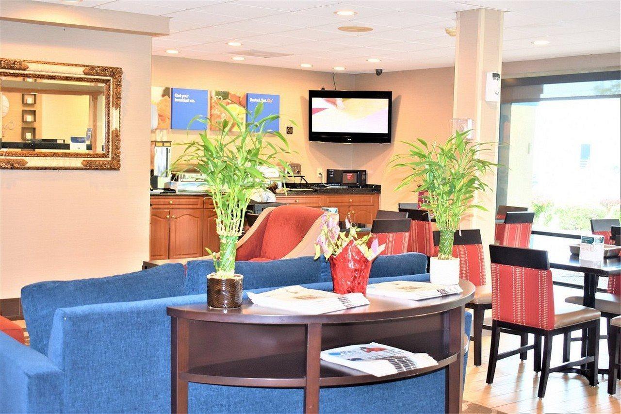 Surestay Plus By Best Western Reading North Extérieur photo