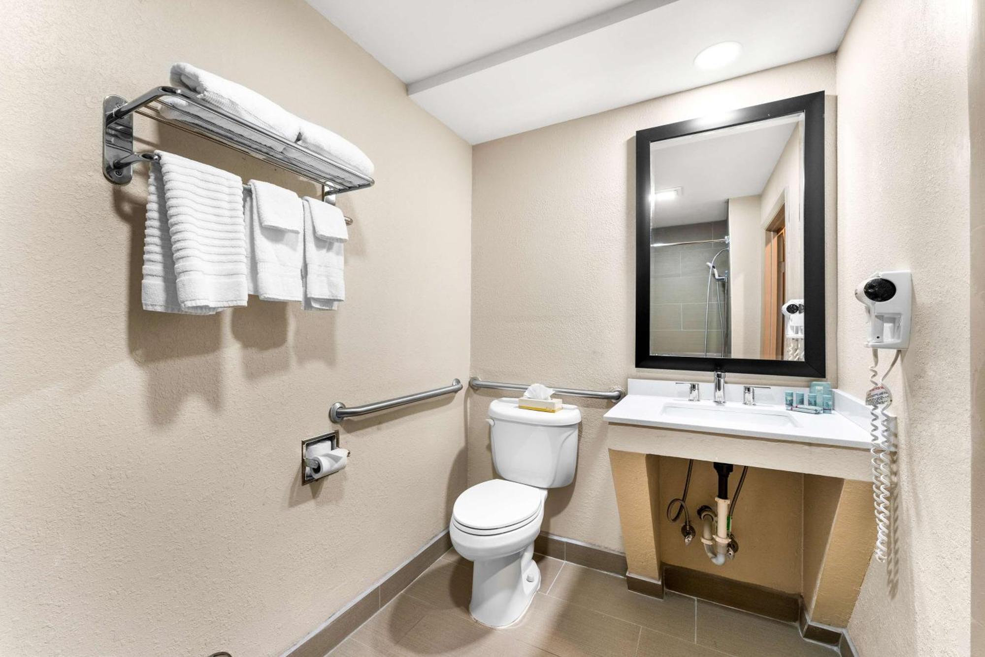 Surestay Plus By Best Western Reading North Extérieur photo