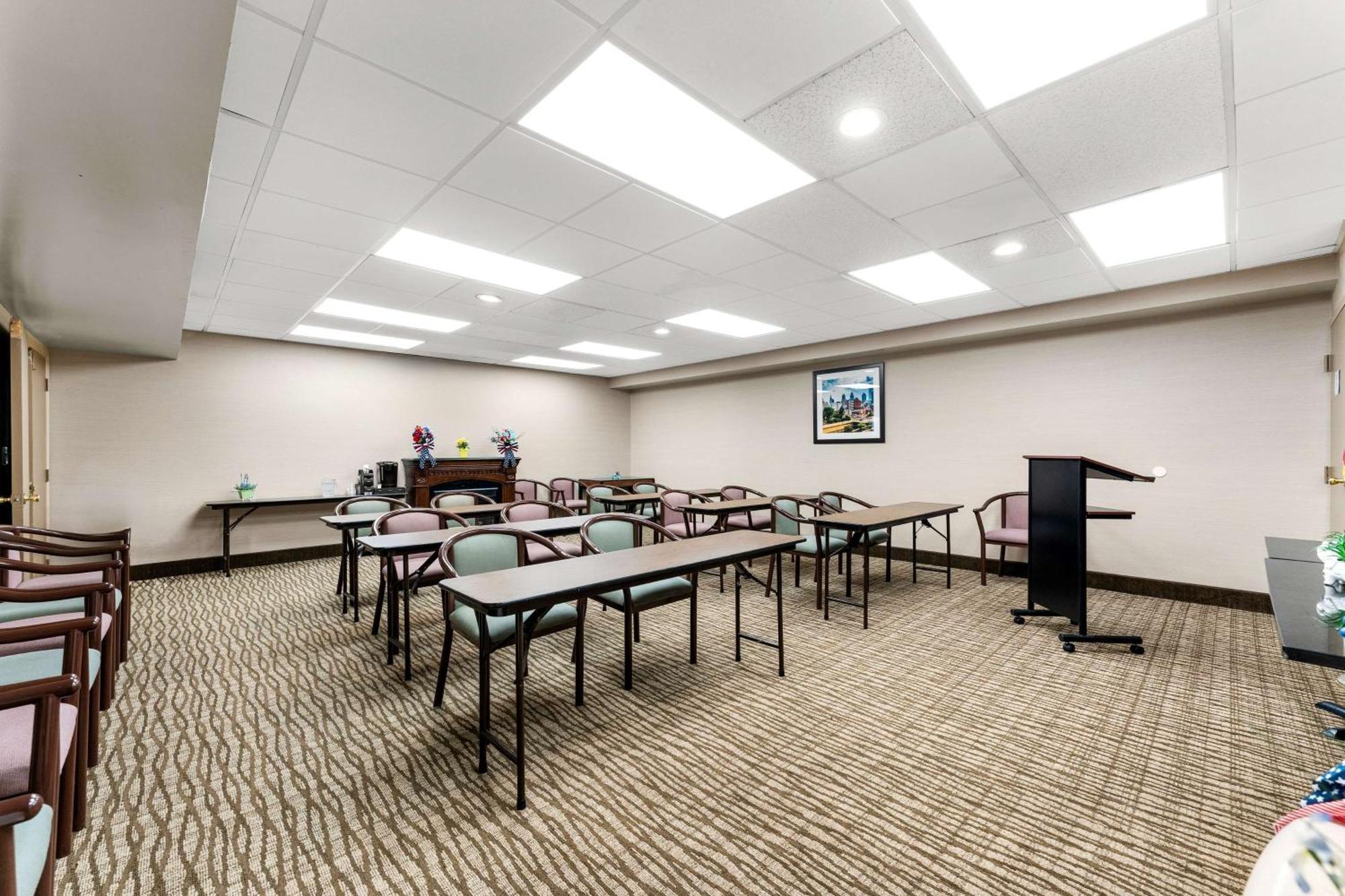 Surestay Plus By Best Western Reading North Extérieur photo